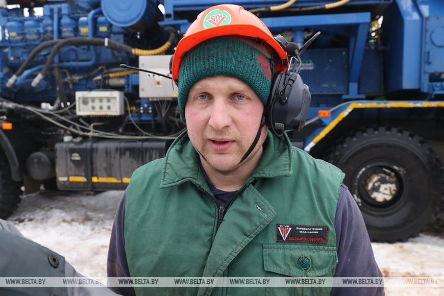 Моторист цементного агрегата Андрей Подошвелев