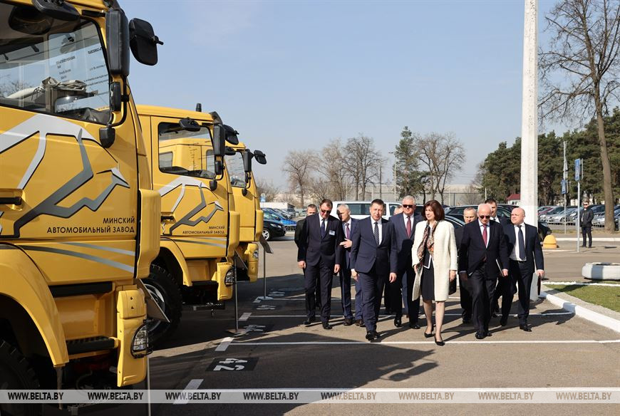 Во время посещения Минского автомеханического колледжа Во время посещения Минского автомеханического колледжа