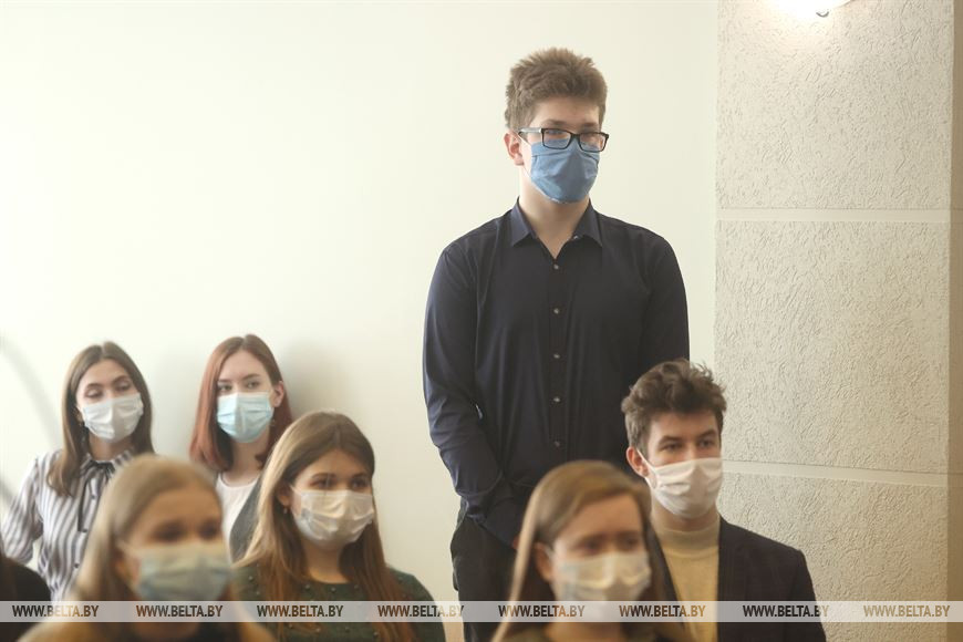 Во время встречи Во время встречи