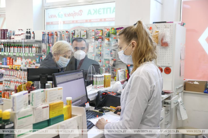 Александр Карпицкий во время работы по мониторингу цен Александр Карпицкий во время работы по мониторингу цен