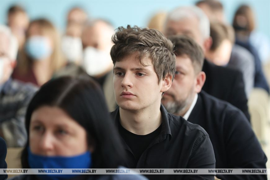 Во время встречи Во время встречи