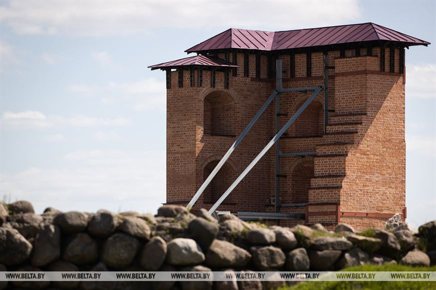 Костельная башня после реконструкции Костельная башня после реконструкции