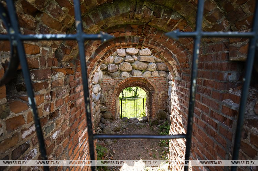 Малые ворота замка Малые ворота замка