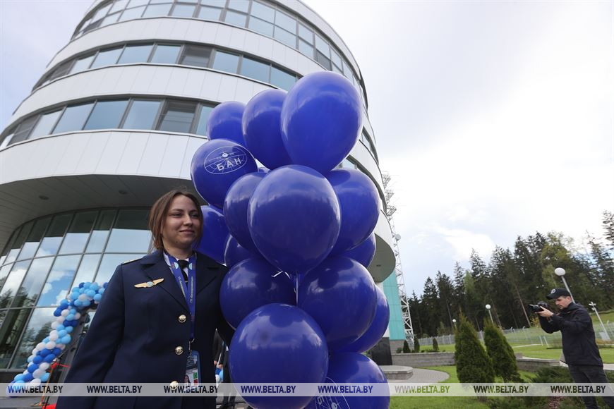 Во время торжественной церемонии открытия