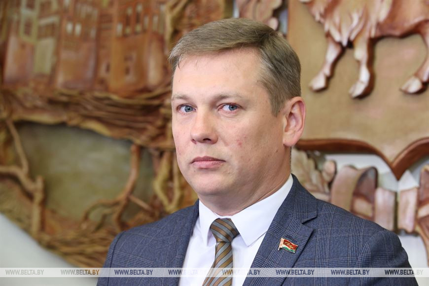 Руслан Абрамчик Руслан Абрамчик