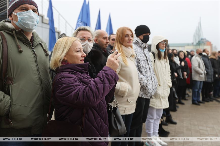 Во время церемонии открытия манежа