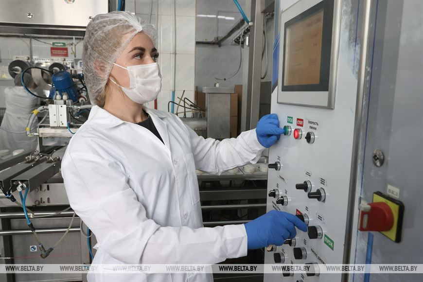 За работой Кристина Михеева За работой Кристина Михеева