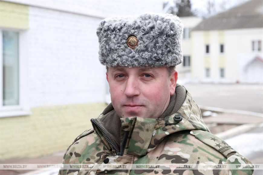 Командир части полковник Владимир Плаван Командир части полковник Владимир Плаван