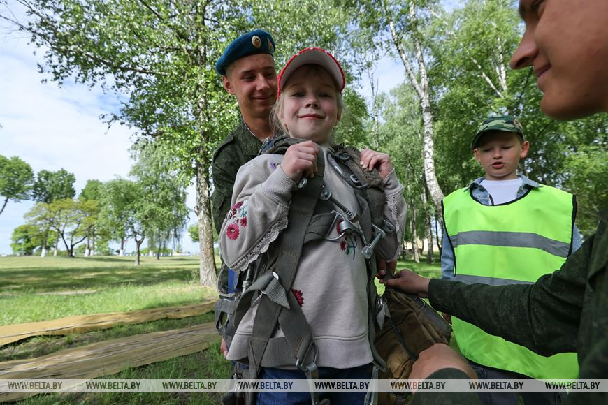 В спортивно-патриотическом лагере В спортивно-патриотическом лагере