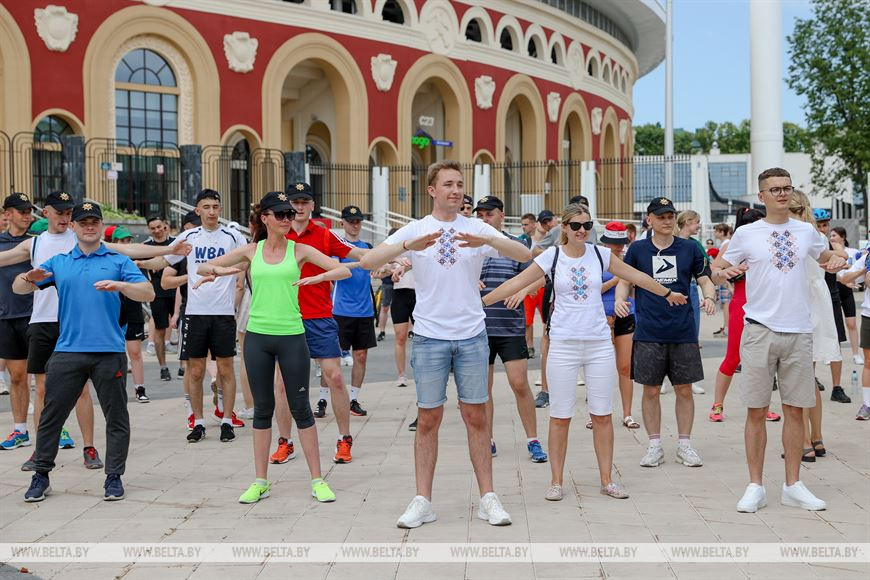 Во время спортивного челленджа "Народная зарядка" Во время спортивного челленджа "Народная зарядка"