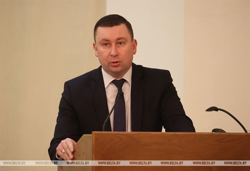 Министр жилищно-коммунального хозяйства Андрей Хмель Министр жилищно-коммунального хозяйства Андрей Хмель