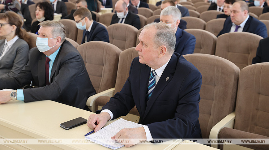 Во время церемонии Во время церемонии