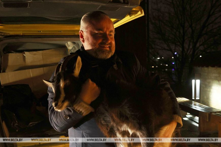 Настоятель Свято-Борисо-Глебской Коложской церкви протоиерей Александр Болонников Настоятель Свято-Борисо-Глебской Коложской церкви протоиерей Александр Болонников