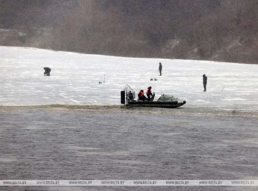Во время проведения показательного выступления по спасению пострадавших на воде