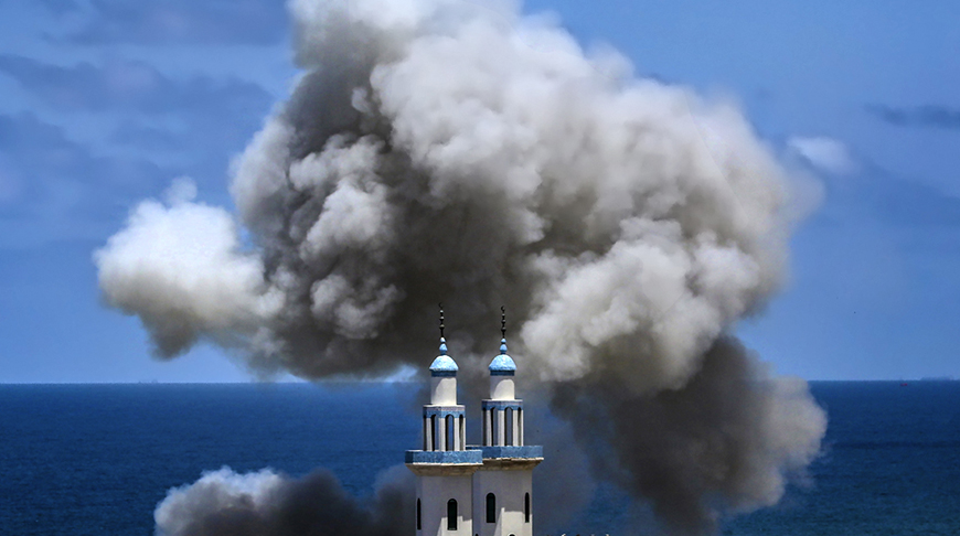 Авиаудары Израиля по сектору Газа. Фото <a href="http://www.epa.eu" target="_blank" rel="nofollow">EPA</a> Авиаудары Израиля по сектору Газа. Фото <a href="http://www.epa.eu" target="_blank" rel="nofollow">EPA</a>