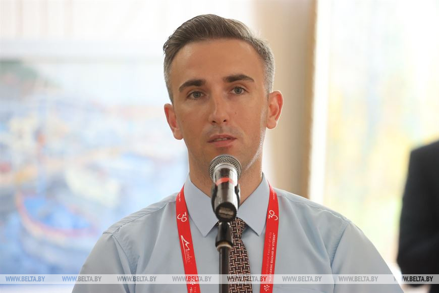 Глеб Лапицкий