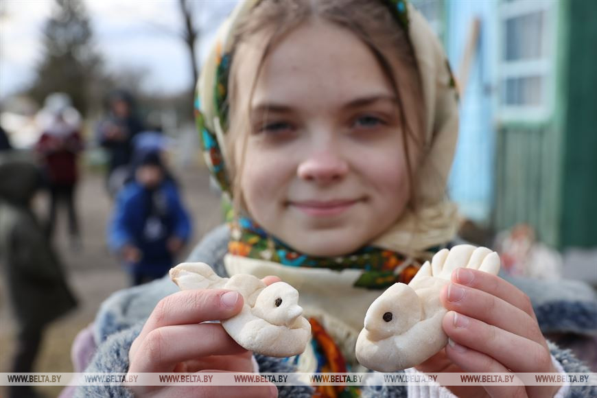 Участница обряда Альбина Мороз