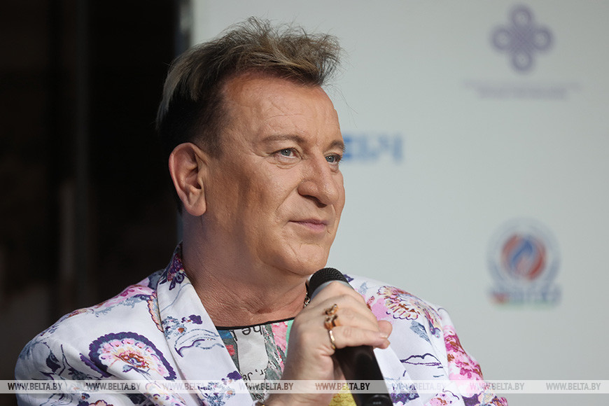 Сергей Пенкин, член жюри Сергей Пенкин, член жюри