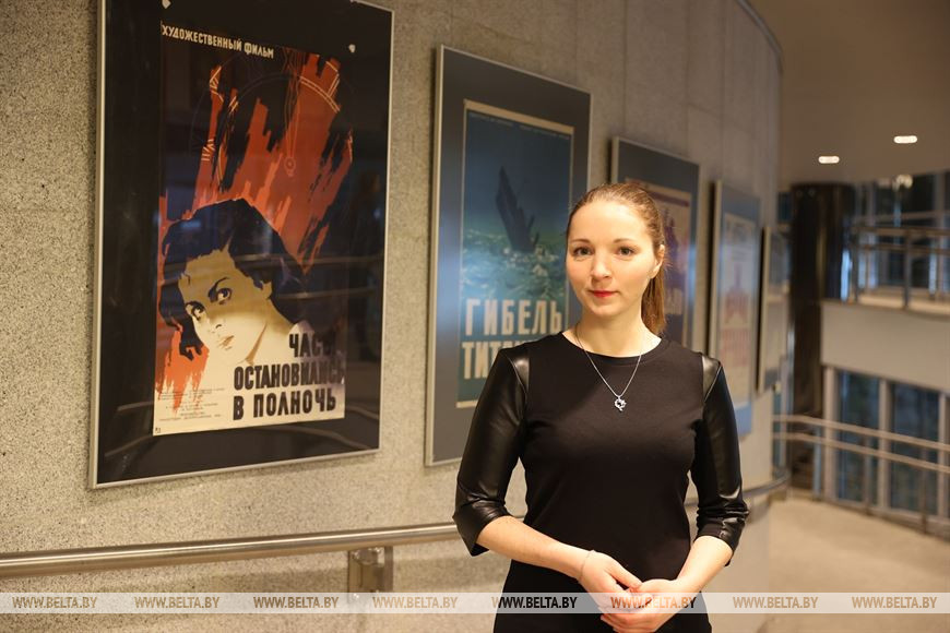 Старший научный сотрудник отдела культурно-массовой работы куратор выставки Анастасия Стаховская Старший научный сотрудник отдела культурно-массовой работы куратор выставки Анастасия Стаховская