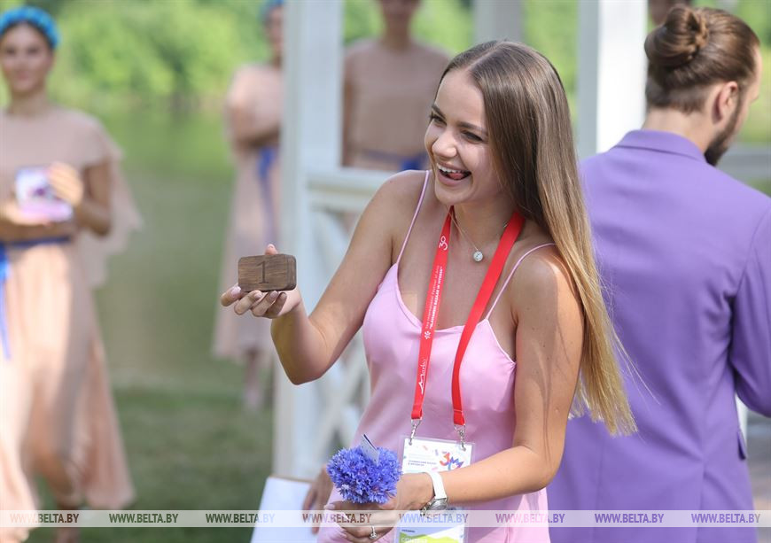 Рената Штифель (Украина) во время жеребьевки Рената Штифель (Украина) во время жеребьевки