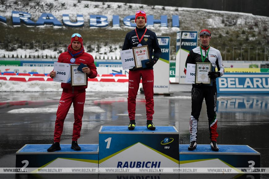Призеры мужской гонки (слева направо): Антон Тимашов, Андрей Ларьков и Артем Николаев Призеры мужской гонки (слева направо): Антон Тимашов, Андрей Ларьков и Артем Николаев
