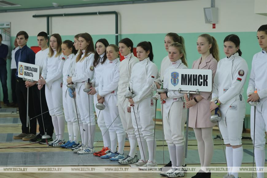 Во время торжественного открытия соревнований Во время торжественного открытия соревнований