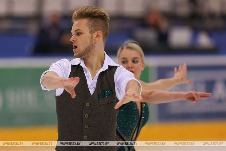 Александра Самерсова и Кевин Ояла
