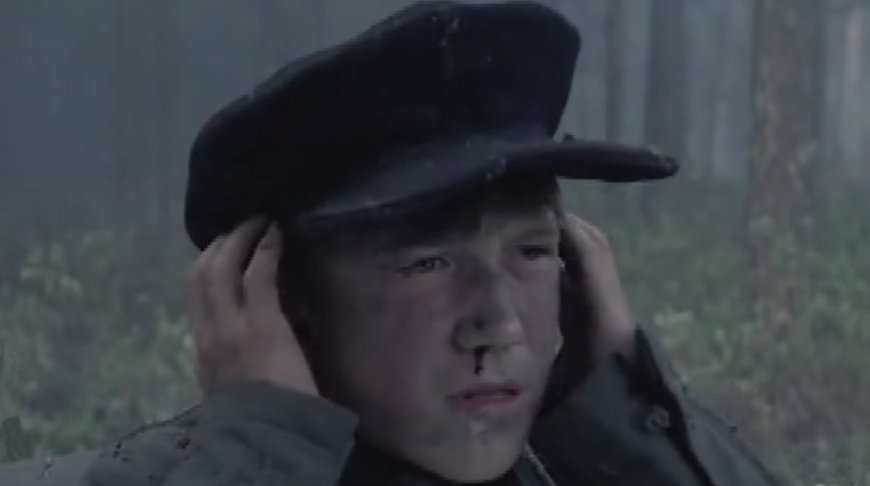 Кадр из фильма "Иди и смотри" Кадр из фильма "Иди и смотри"