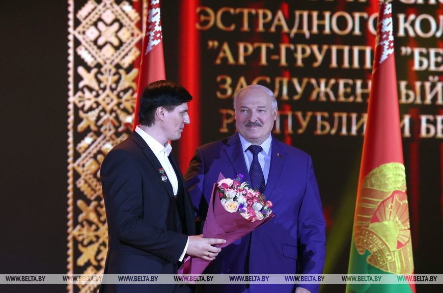 Валерий Шмат и Александр Лукашенко