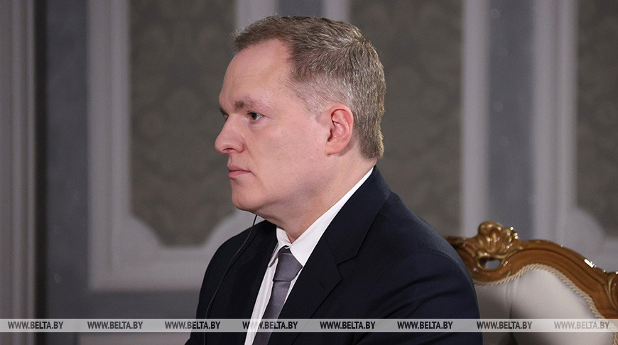 Иан Филипс Иан Филипс