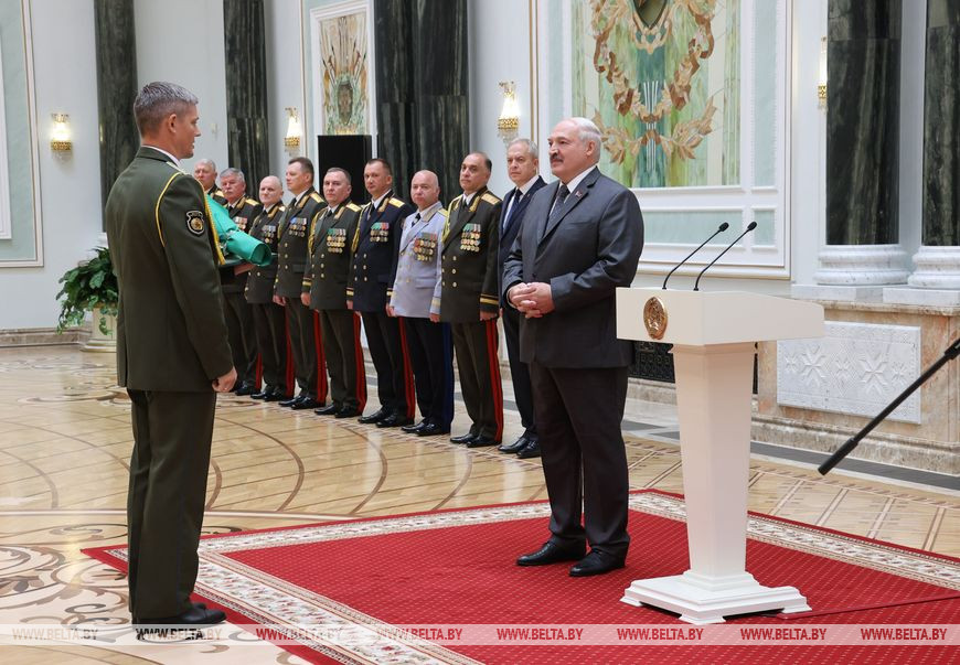 Выпускнику факультета Генерального штаба Военной академии Дмитрию Рябихину объявлена Благодарность Президента