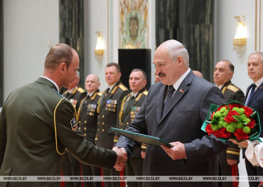 Выпускнику Военной академии связи Министерства обороны РФ Павлу Гусакову объявлена Благодарность Президента