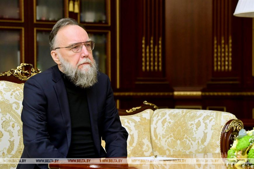 Александр Дугин