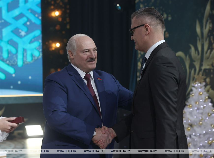 Председатель правления Белорусского общества "Знание" Вадим Гигин награжден медалью "За трудовые заслуги"