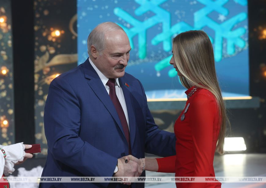 Медалью "За трудовые заслуги" награждена спортсмен-инструктор национальной команды Республики Беларусь по инваспорту Елизавета Петренко