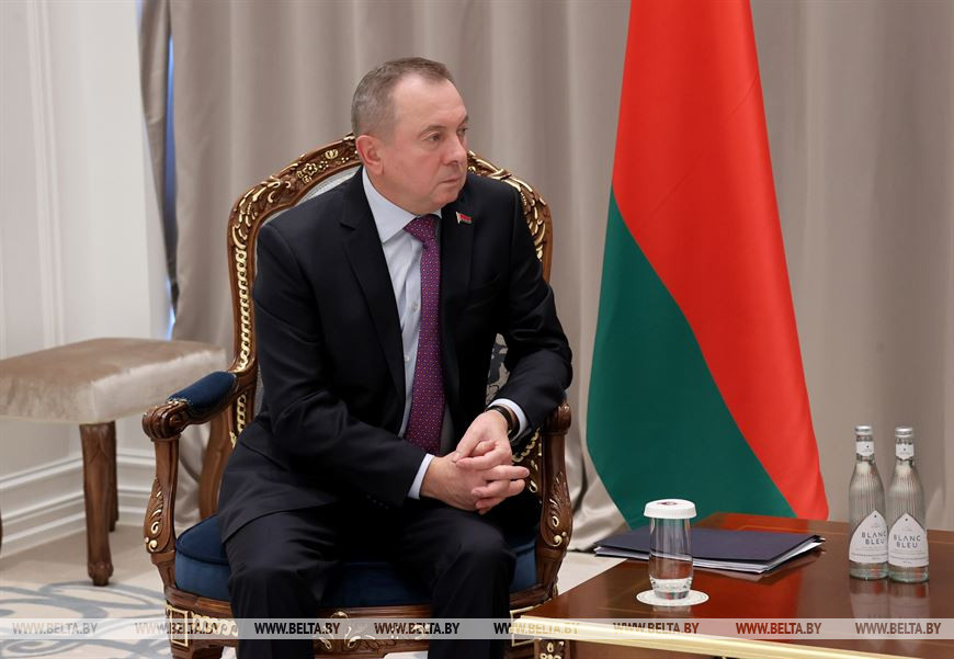 Владимир Макей