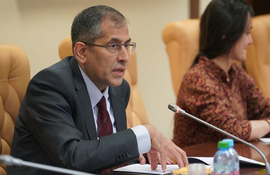 Паван Капур во время встречи