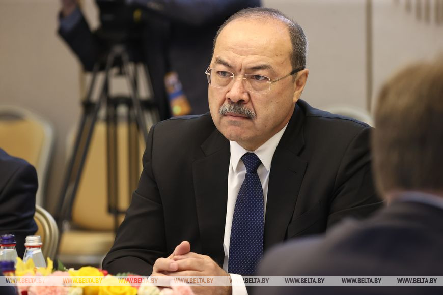 Абдулла Арипов Абдулла Арипов