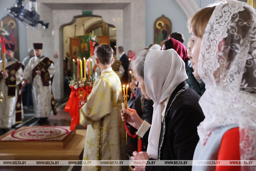 Дни от пасхи до вознесения. Пасха празднуется 40 дней до Вознесения. Пасху празднуют 40 дней.