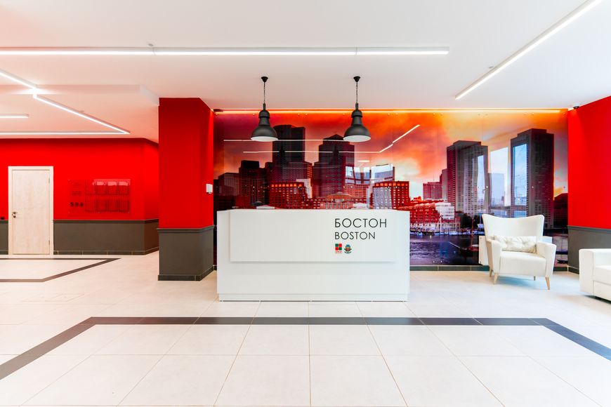 Дизайнерское лобби дома 