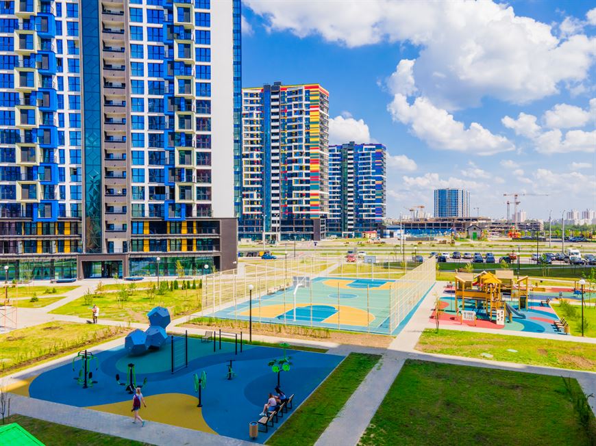 Баскетбольная площадка, детский городок, территория воркаута у дома "Нур-Султан" Баскетбольная площадка, детский городок, территория воркаута у дома "Нур-Султан"