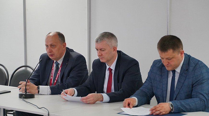 Фото Минпрома