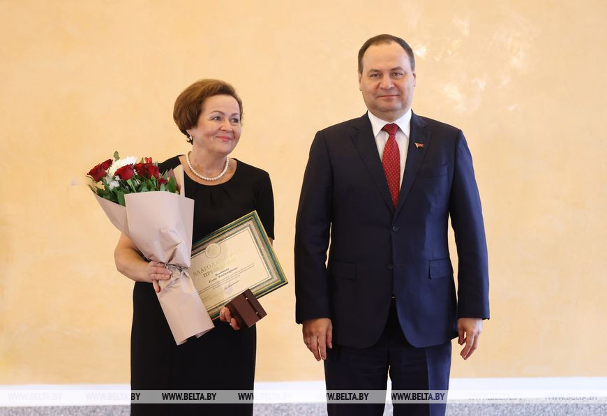 Благодарности Президента удостоена заведующая оториноларингологическим отделением Могилевской областной клинической больницы Елена Вьюхина