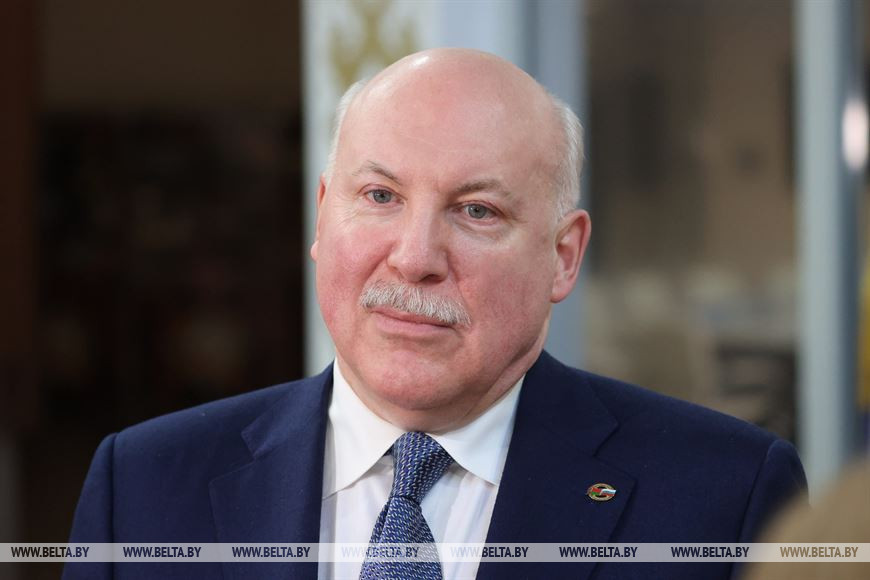 Дмитрий Мезенцев Дмитрий Мезенцев