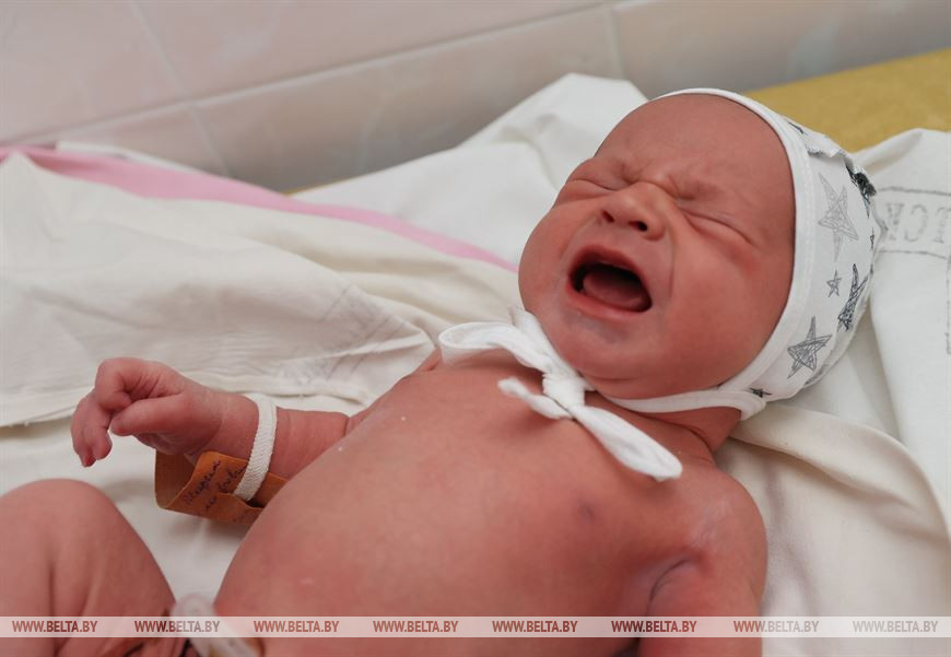 Первый малыш нового года Витебской области Александр Врадий