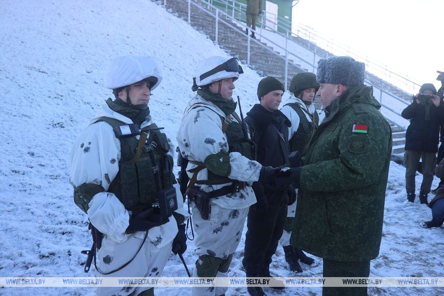 Министр обороны Республики Беларусь генерал-лейтенант Виктор Хренин