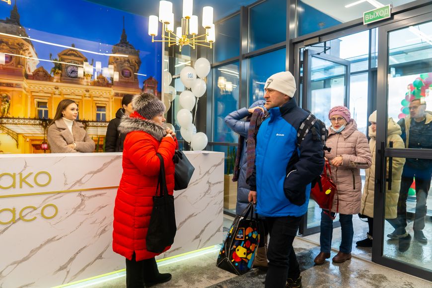 Первые шаги в новую прекрасную реальность! Первые шаги в новую прекрасную реальность!