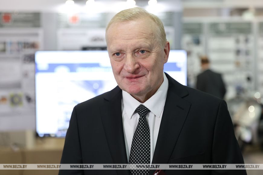 Владимир Гусаков Владимир Гусаков