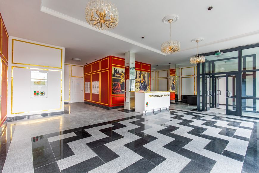 Лобби дома "Леонардо да Винчи" в "Маяке Минска"