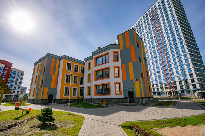 Это безопасная дорога в детский садик в квартале "Южная Европа" Это безопасная дорога в детский садик в квартале "Южная Европа"